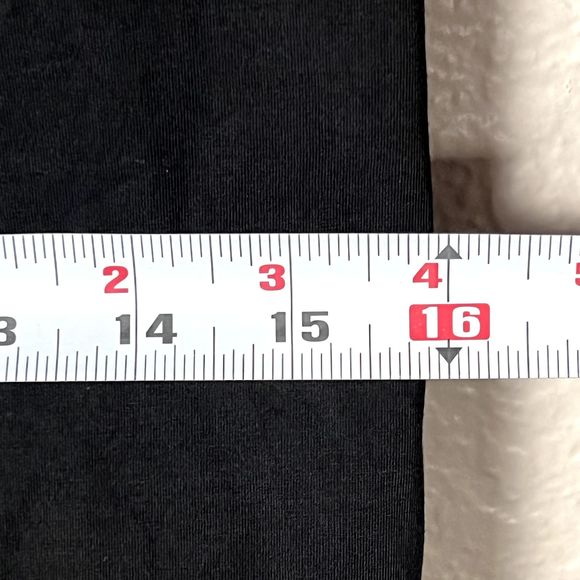 Elegant Black Pleated Women's Top - Picture 12 of 13